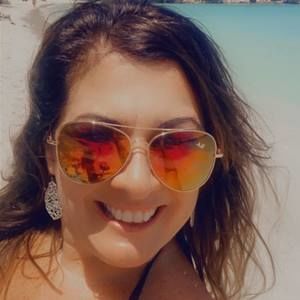 Meet your Posher, Ivette